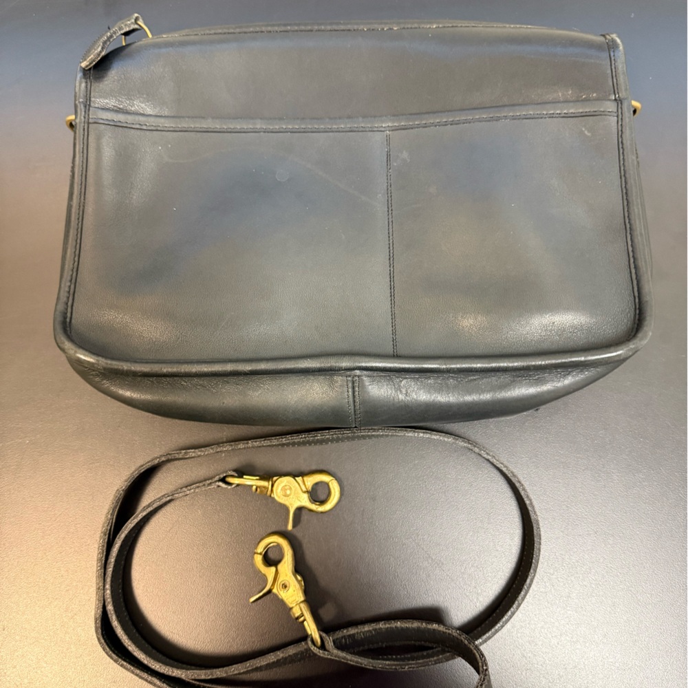 Coach vintage black Leather Companion crossbody bag